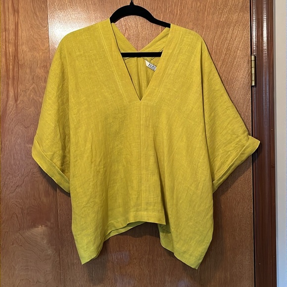 Pamut Apparel | Judith Top in Citron Linen - Picture 2 of 6